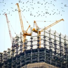 Zawiesia linowe i łańcuchowe – wady i zalety obu rozwiązań